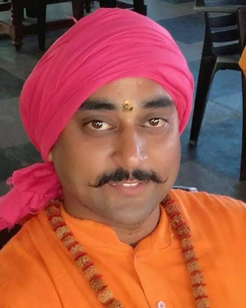 Yogi Manoj Ji - Founder and Lead Instructor at Purnam Yogashala